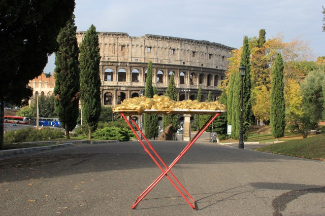 © Renate Egger and Wilhelm Roseneder. Goldene Erweiterung/Golden expansion. Street art project. Colosseum, Rome, Italy, October 2011